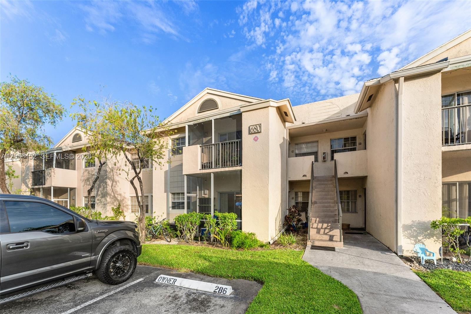 680 Cypress Club Way G10 Property Photo 2