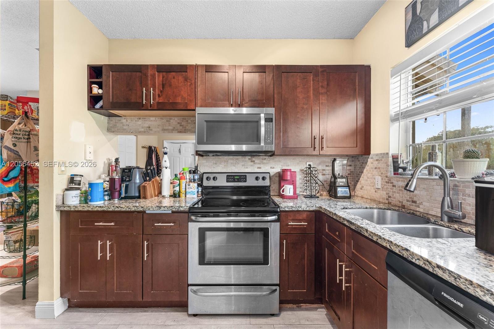 680 Cypress Club Way G10 Property Photo 8