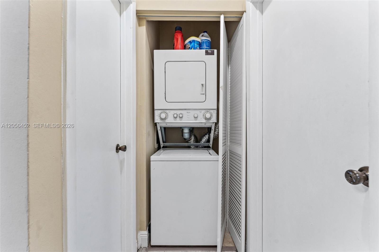 680 Cypress Club Way G10 Property Photo 17