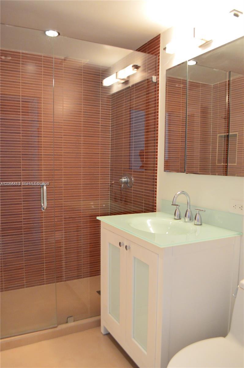 A12056463 Property Photo 15