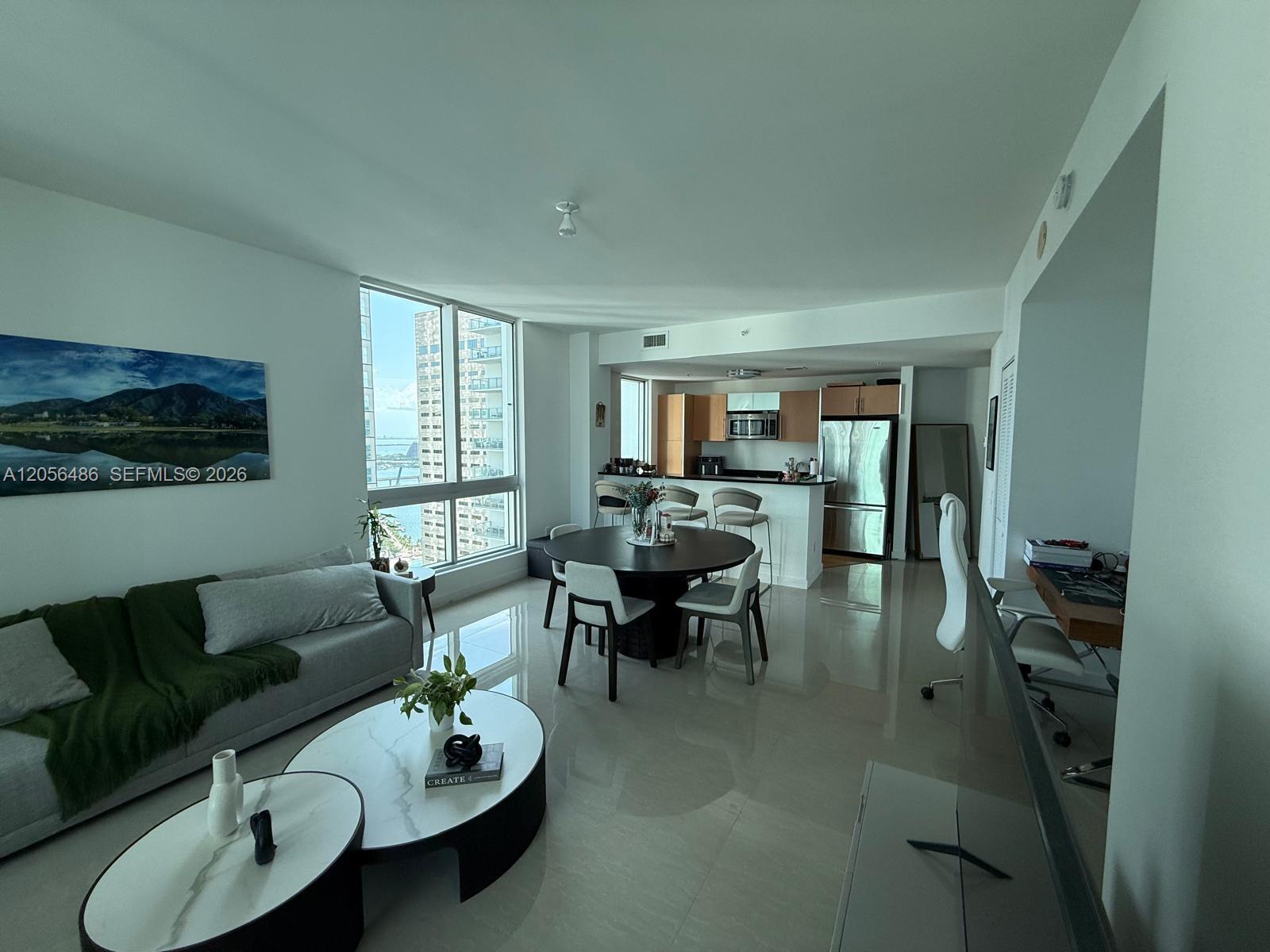300 S Biscayne Boulevard T-3301 Property Photo 6
