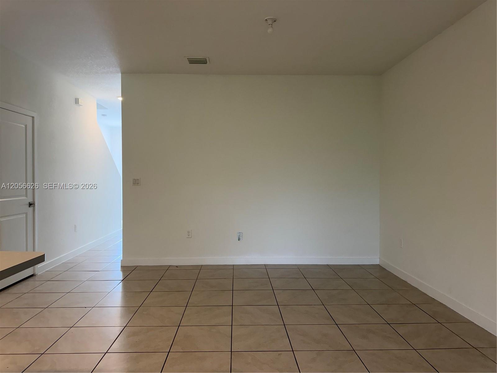 721 Sw 11th Street Property Photo 6