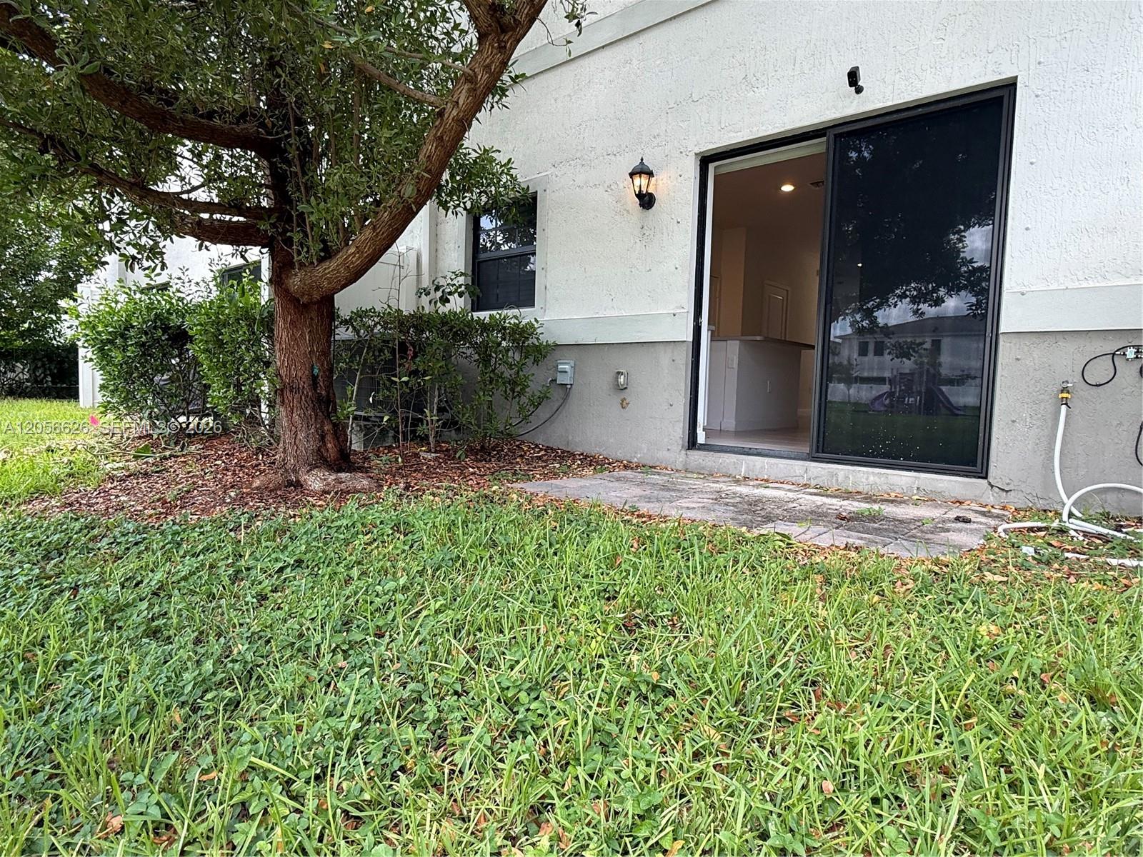 721 Sw 11th Street Property Photo 8