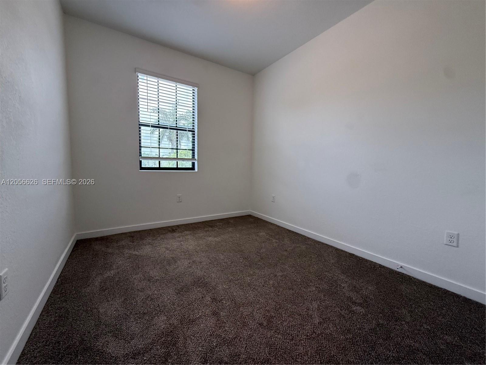 721 Sw 11th Street Property Photo 11