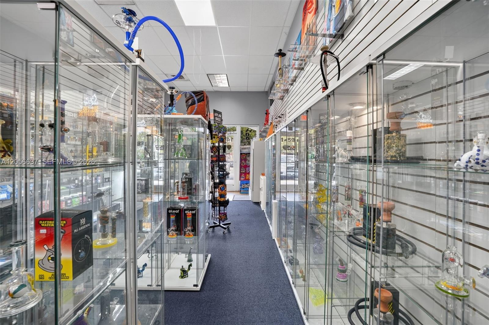 Smoke Shop Smoke Shop For Sale In Tamiami Property Photo 11
