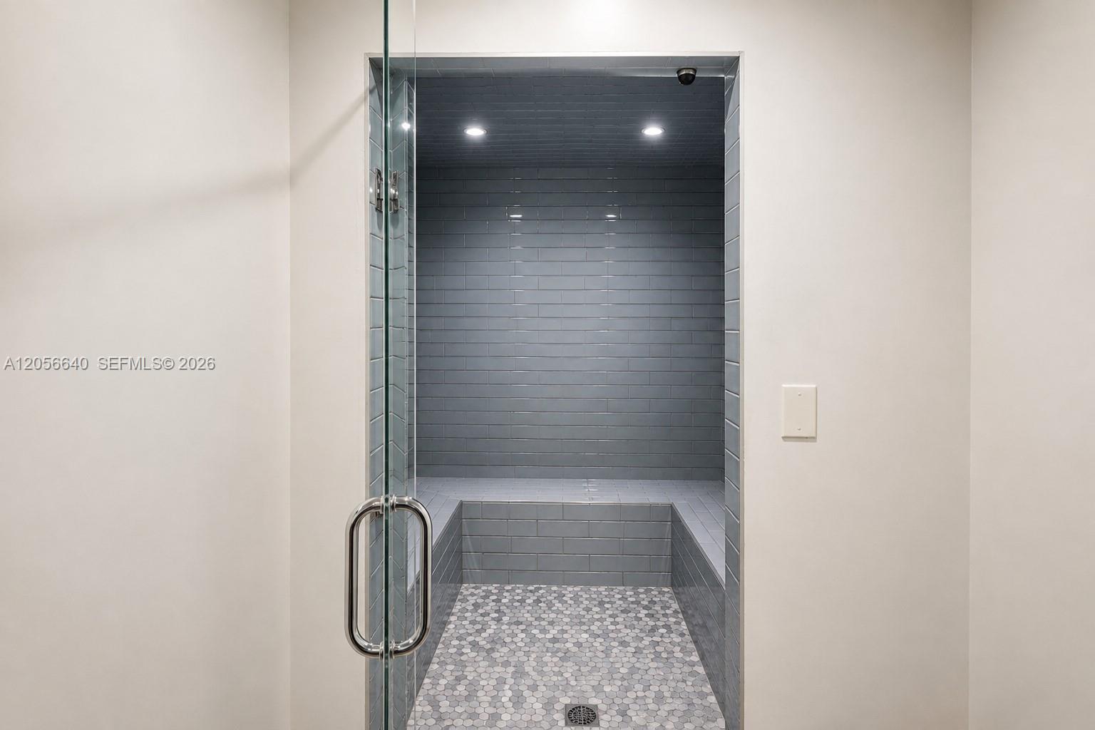 10 S River Drive 708 Property Photo 15