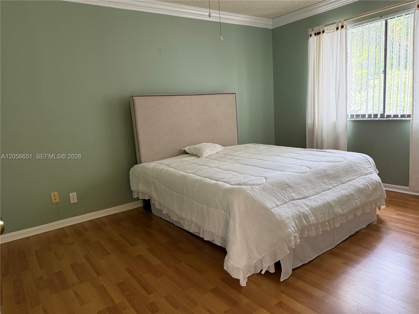 435 Lakeview Drive 201 Property Photo 13
