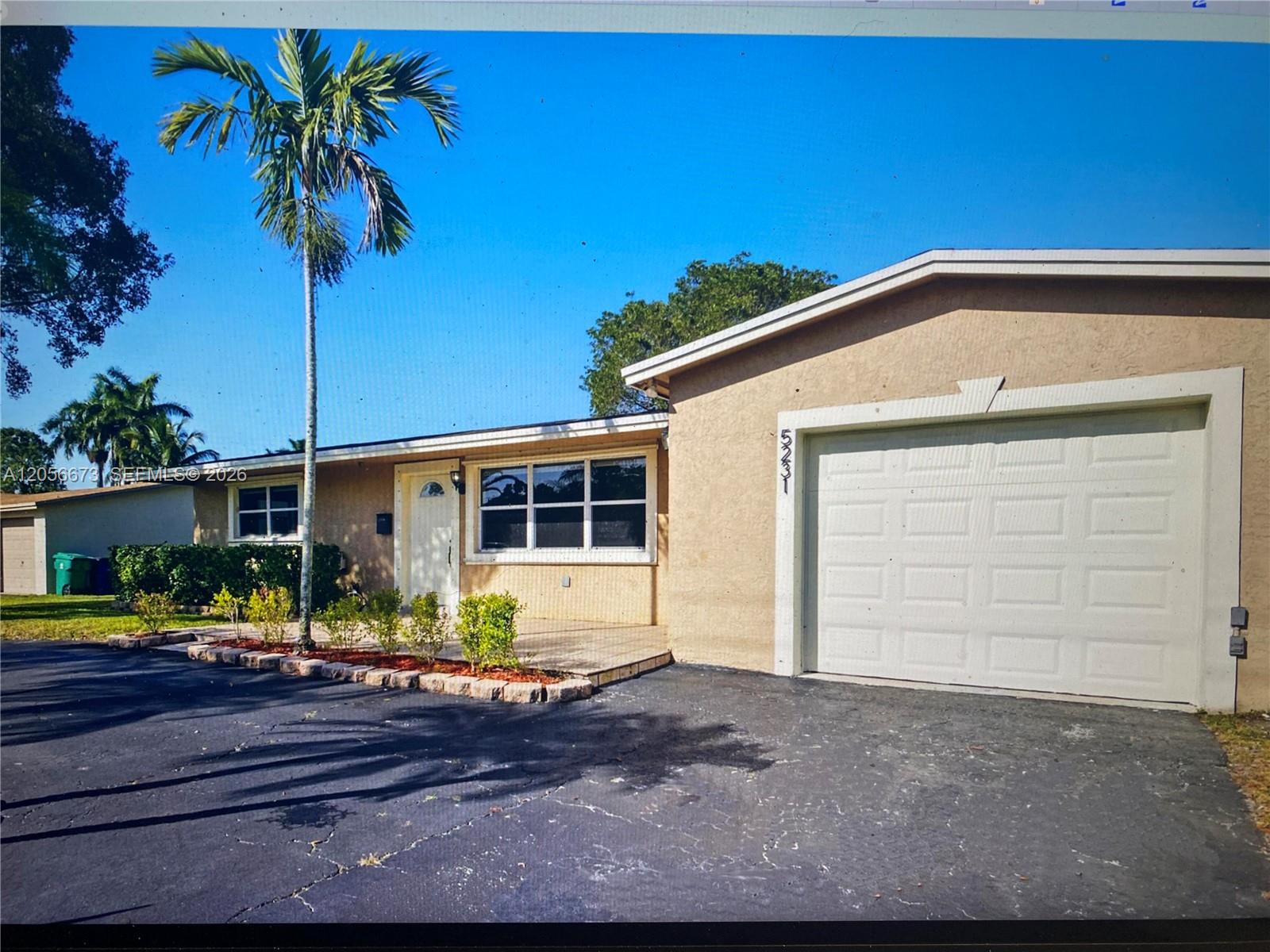 5231 Sw 89th Avenue Property Photo 1