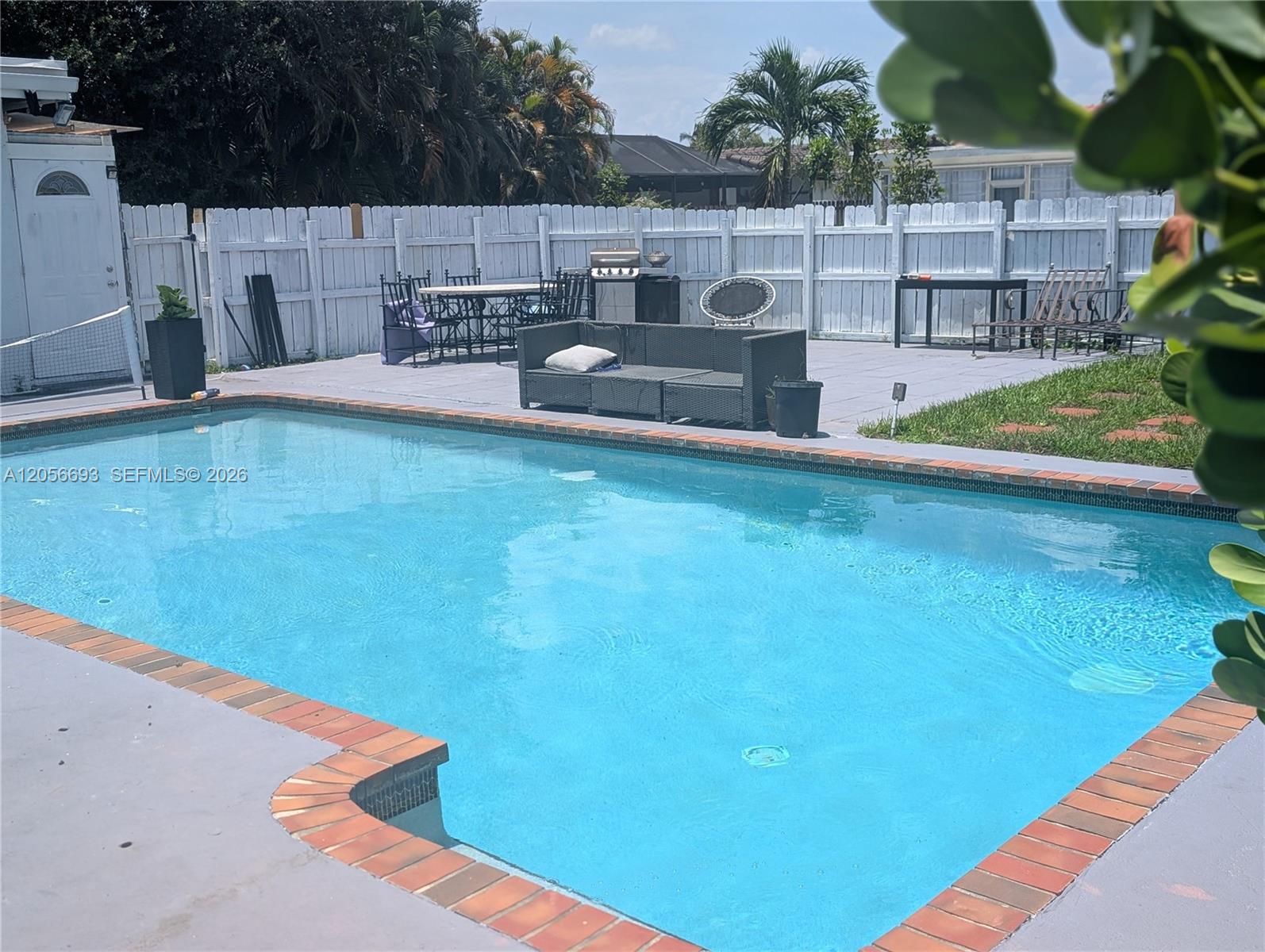 A12056693 Property Photo 1