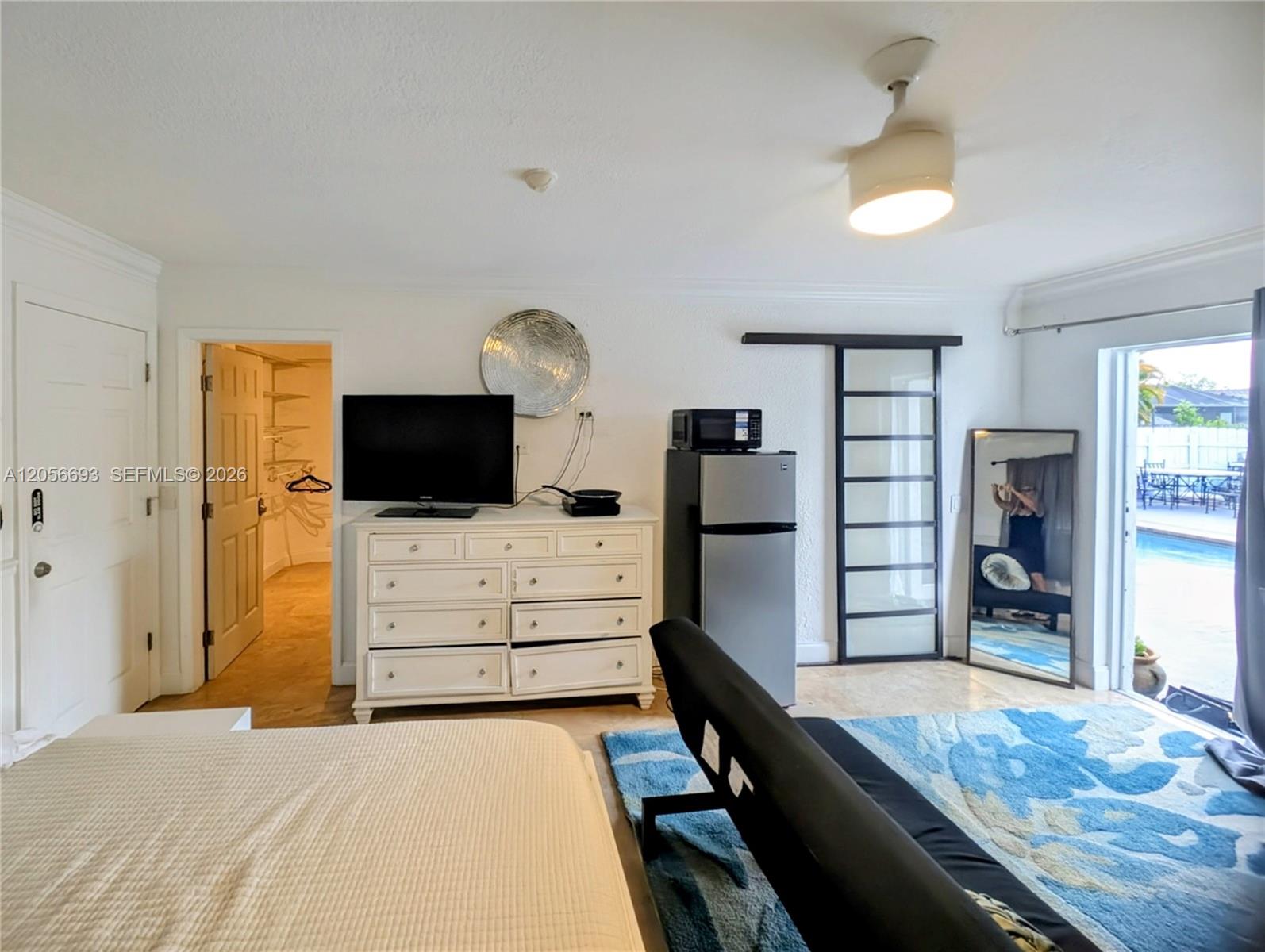 A12056693 Property Photo 6