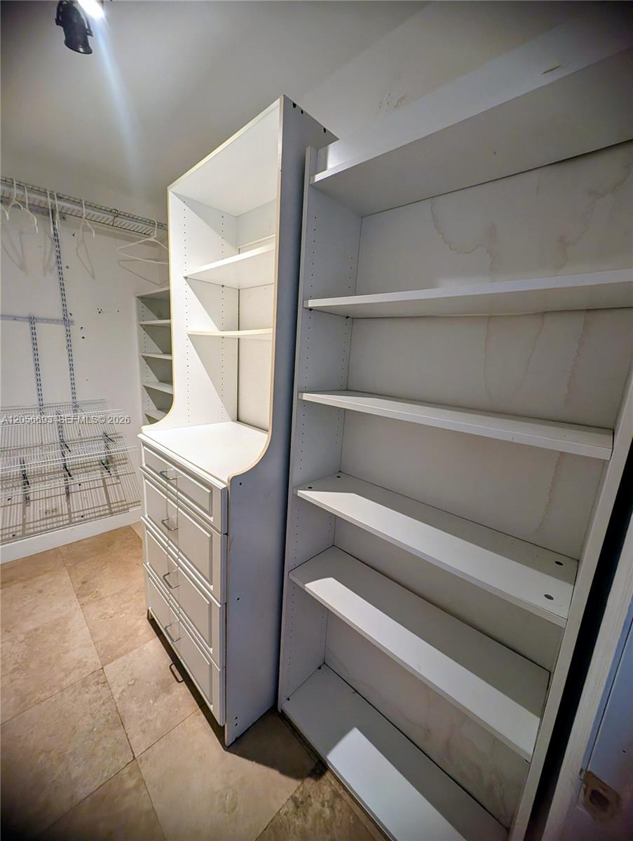 A12056693 Property Photo 15