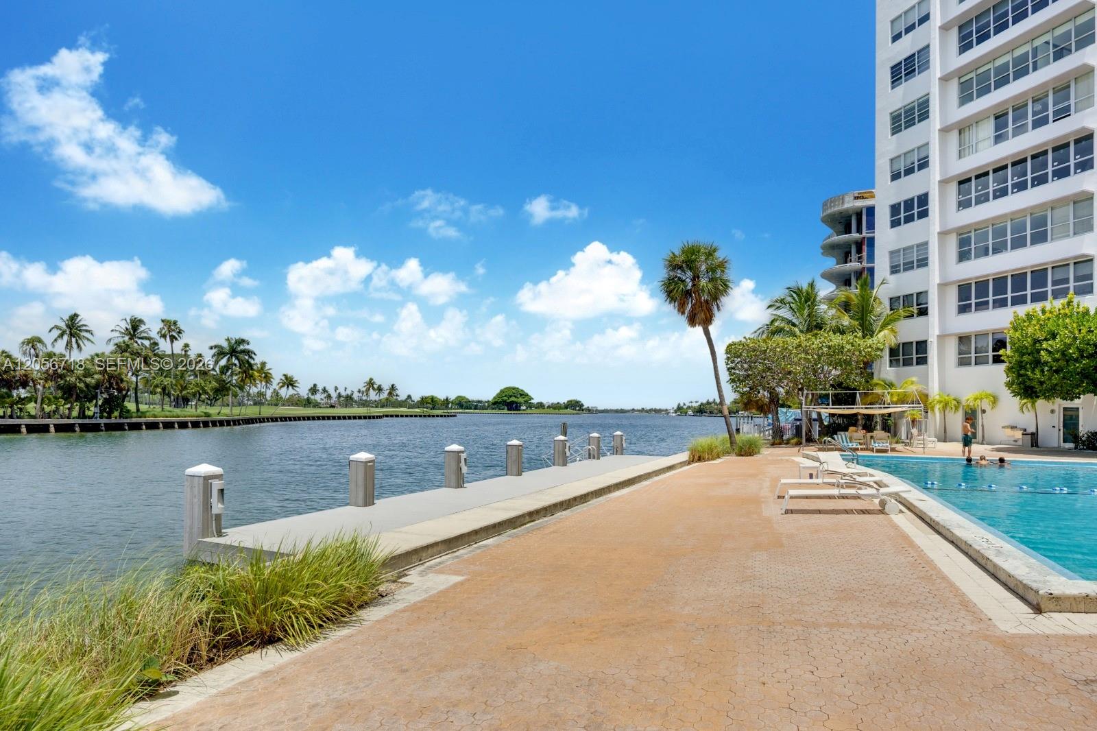 9102 W Bay Harbor Drive 10-b Property Photo 14
