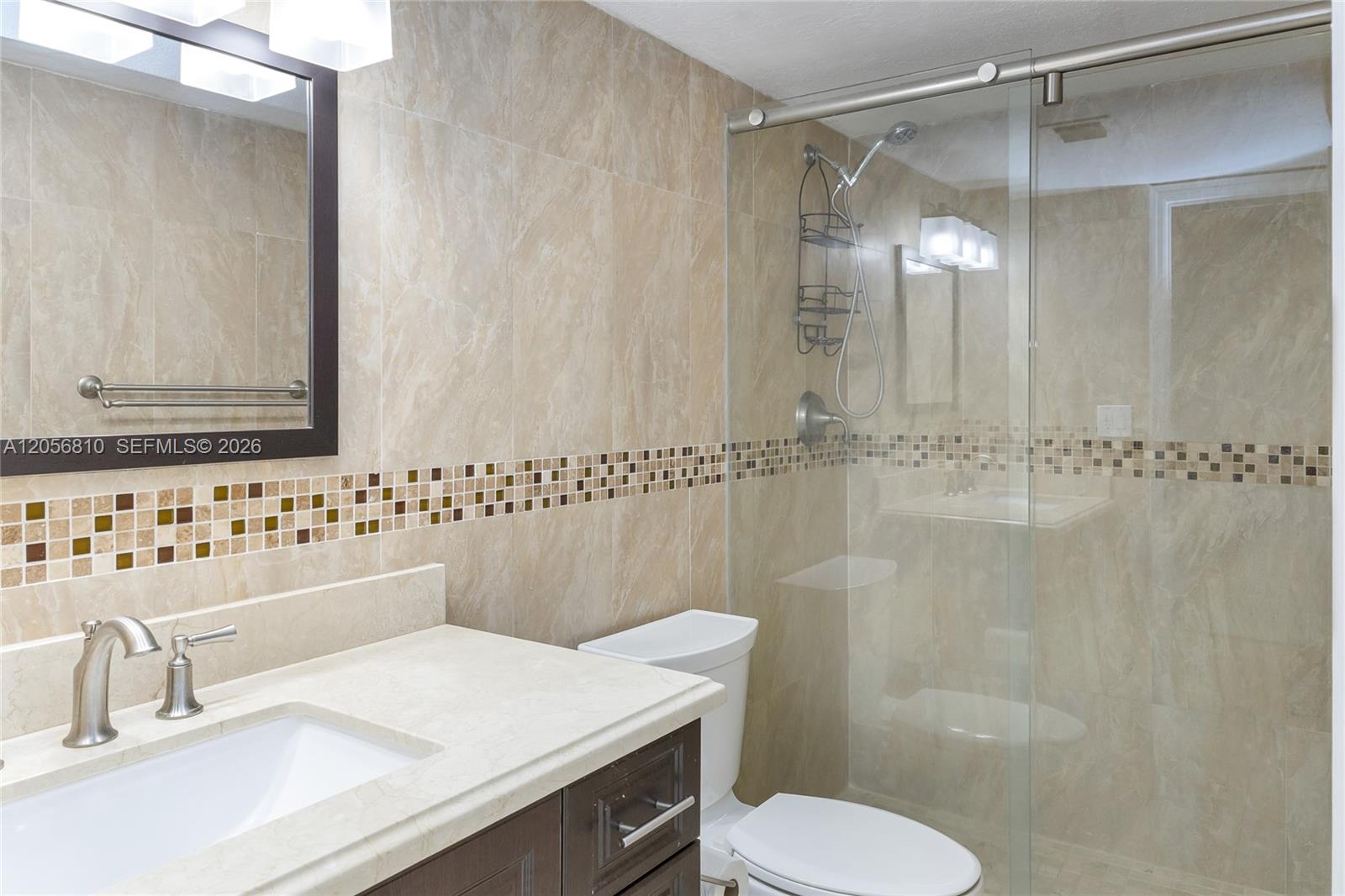 6061 Collins Avenue 15d Property Photo 6