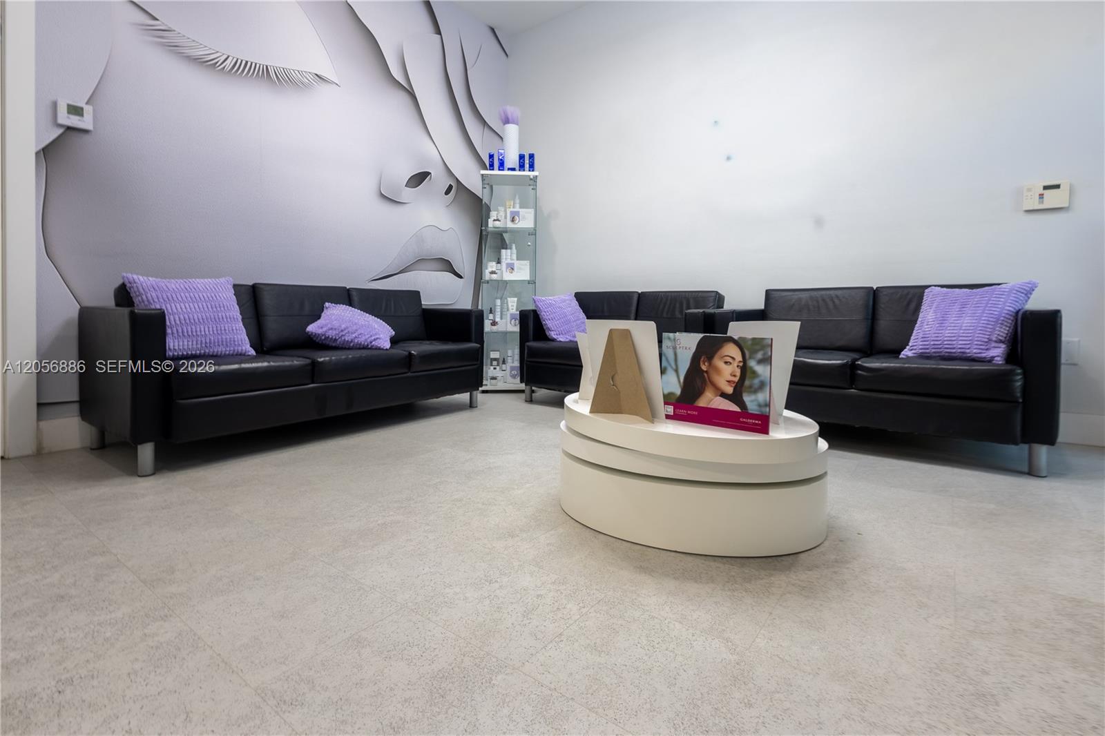 A12056886 Property Photo 4
