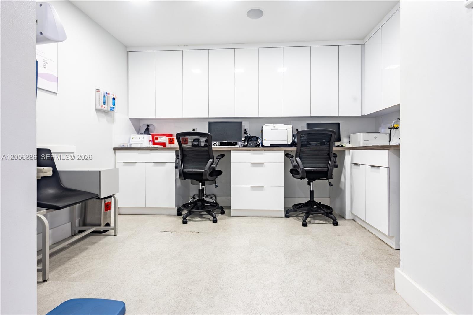 A12056886 Property Photo 6
