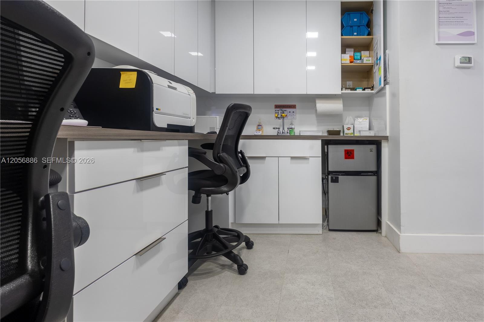A12056886 Property Photo 8