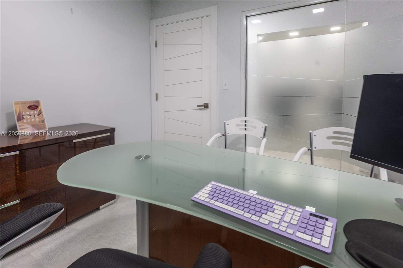 A12056886 Property Photo 11