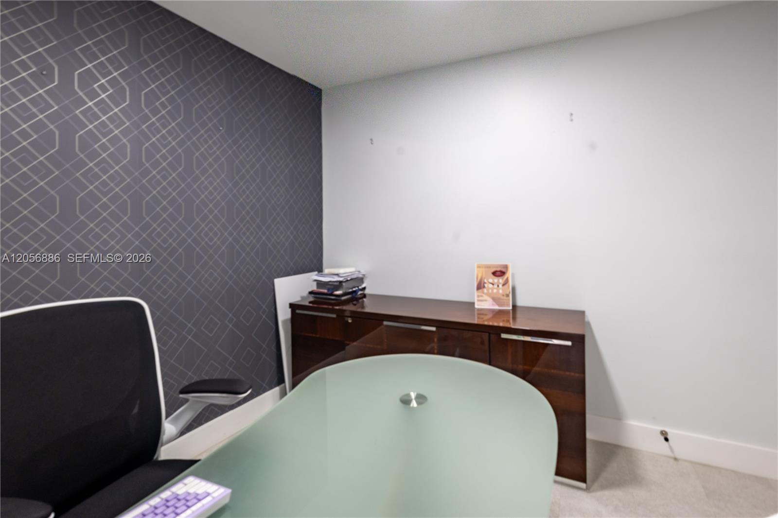 A12056886 Property Photo 26