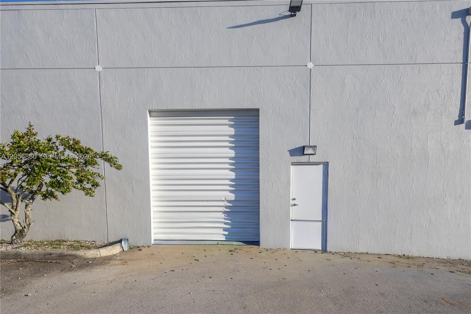 A12056886 Property Photo 29