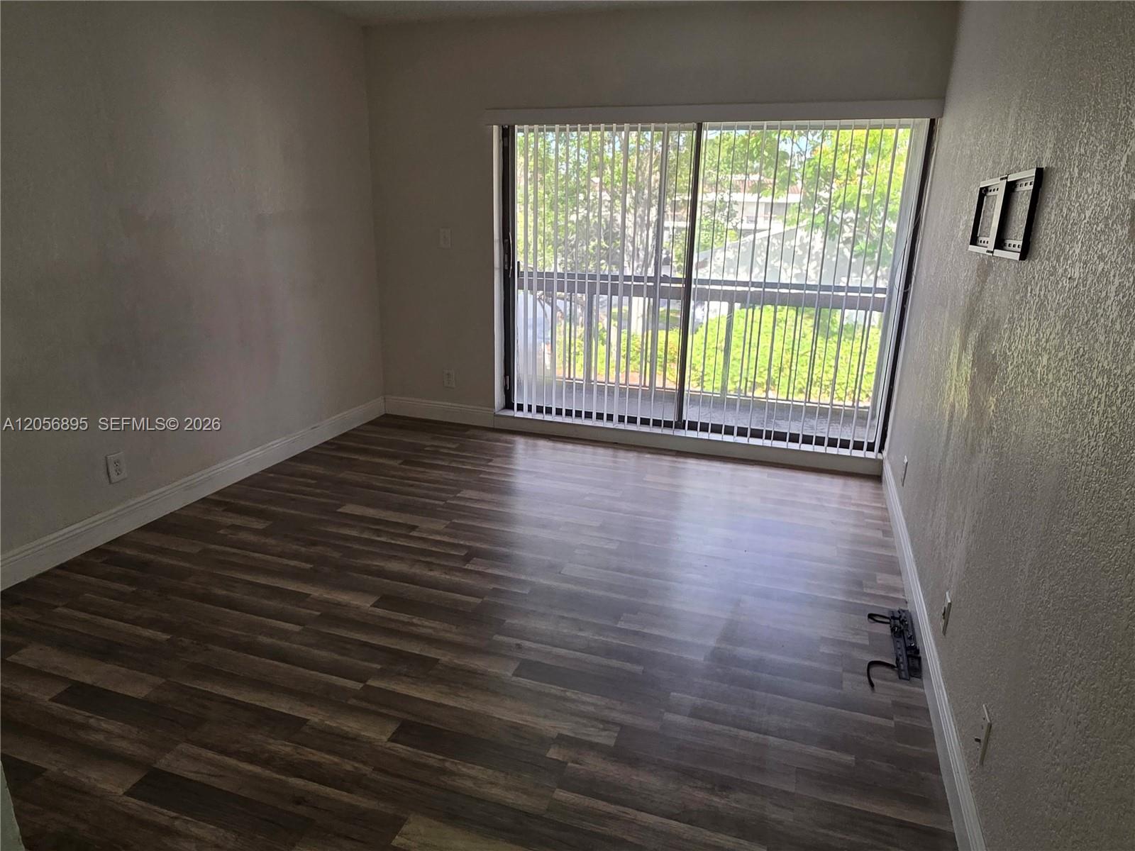 A12056895 Property Photo 26