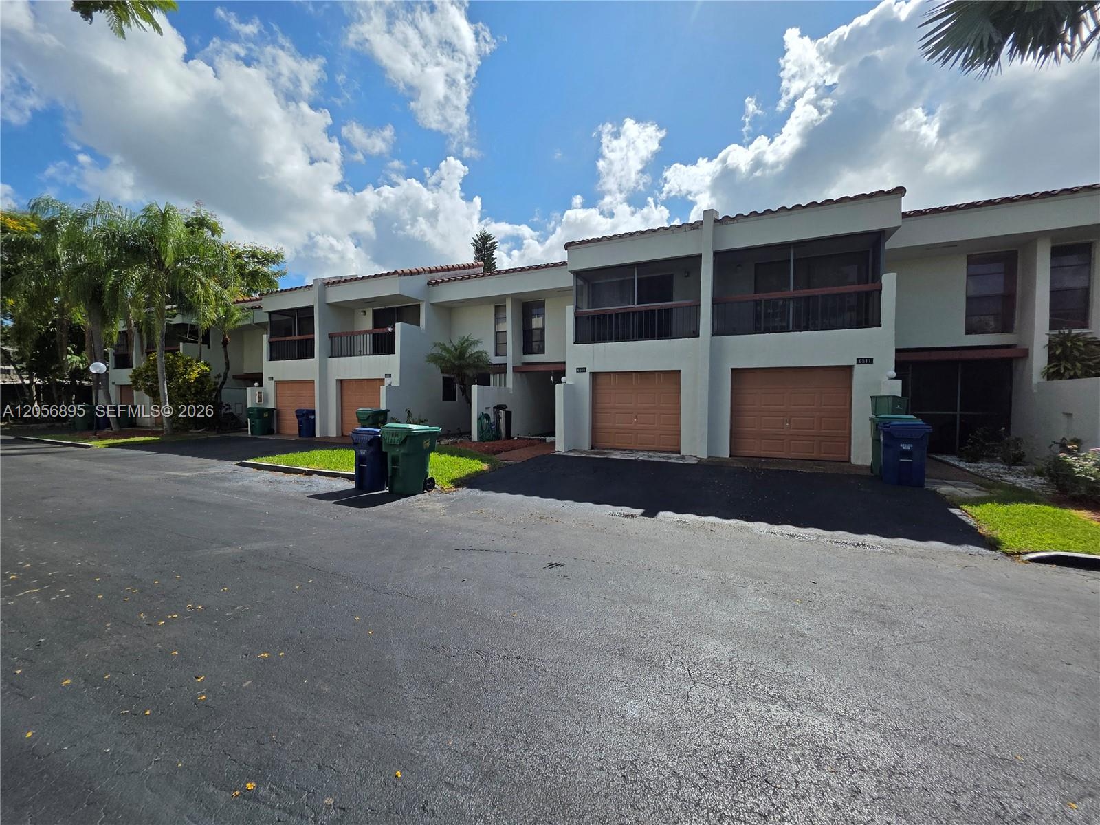 A12056895 Property Photo 31