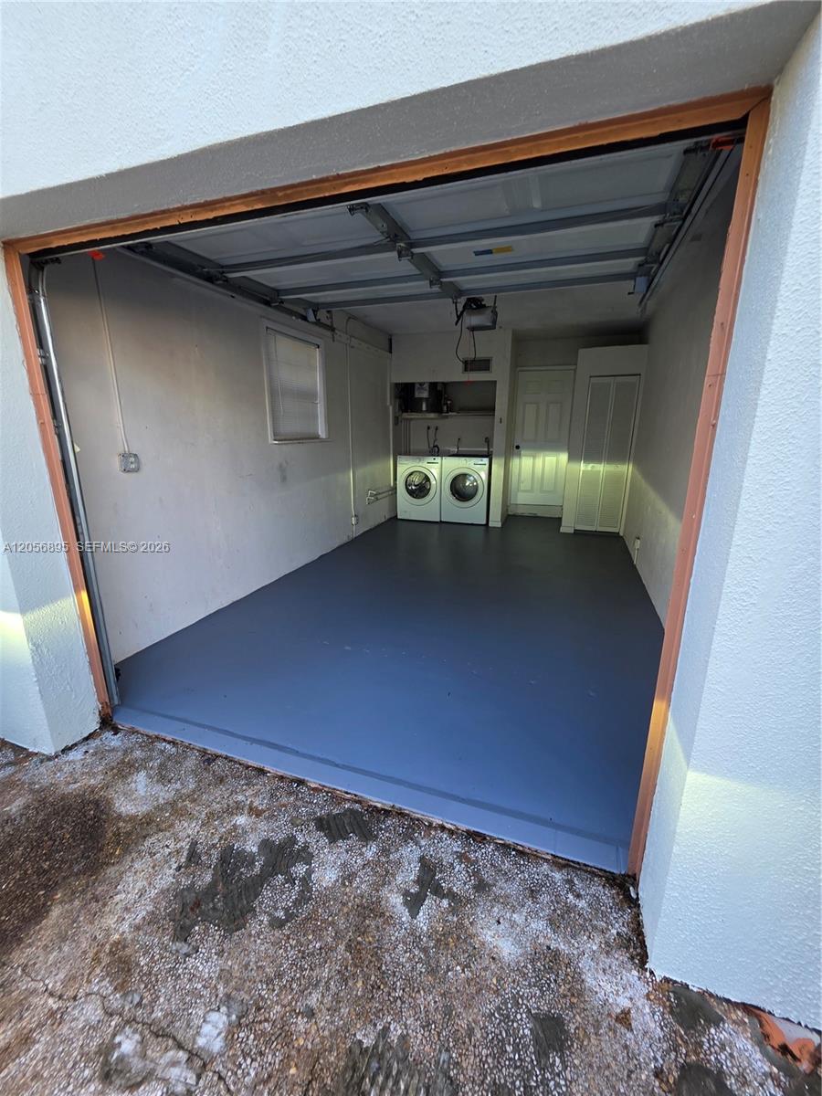 A12056895 Property Photo 35