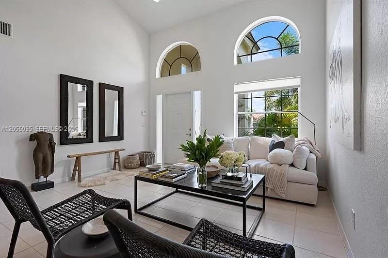 4180 Sea Mist Way Property Photo 8