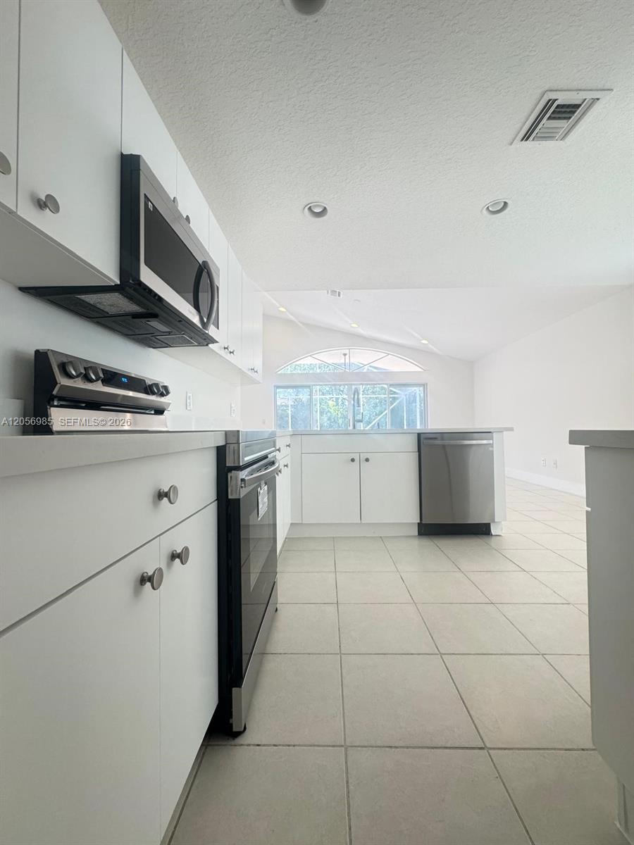 4180 Sea Mist Way Property Photo 14