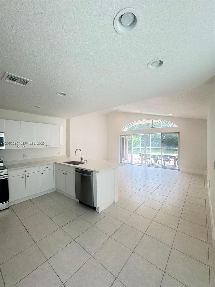 4180 Sea Mist Way Property Photo 17