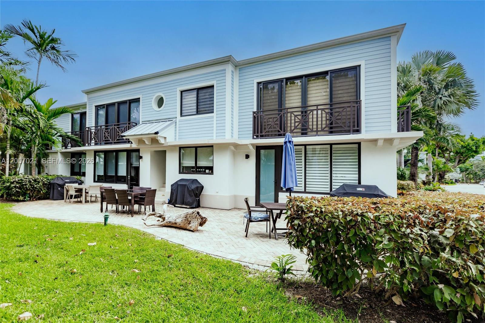 1586 S Ocean Lane 125 Property Photo 19