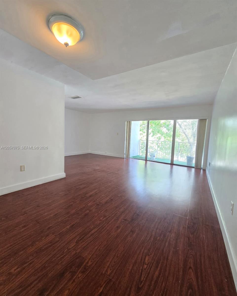 9357 Fontainebleau Boulevard D420 Property Photo 3