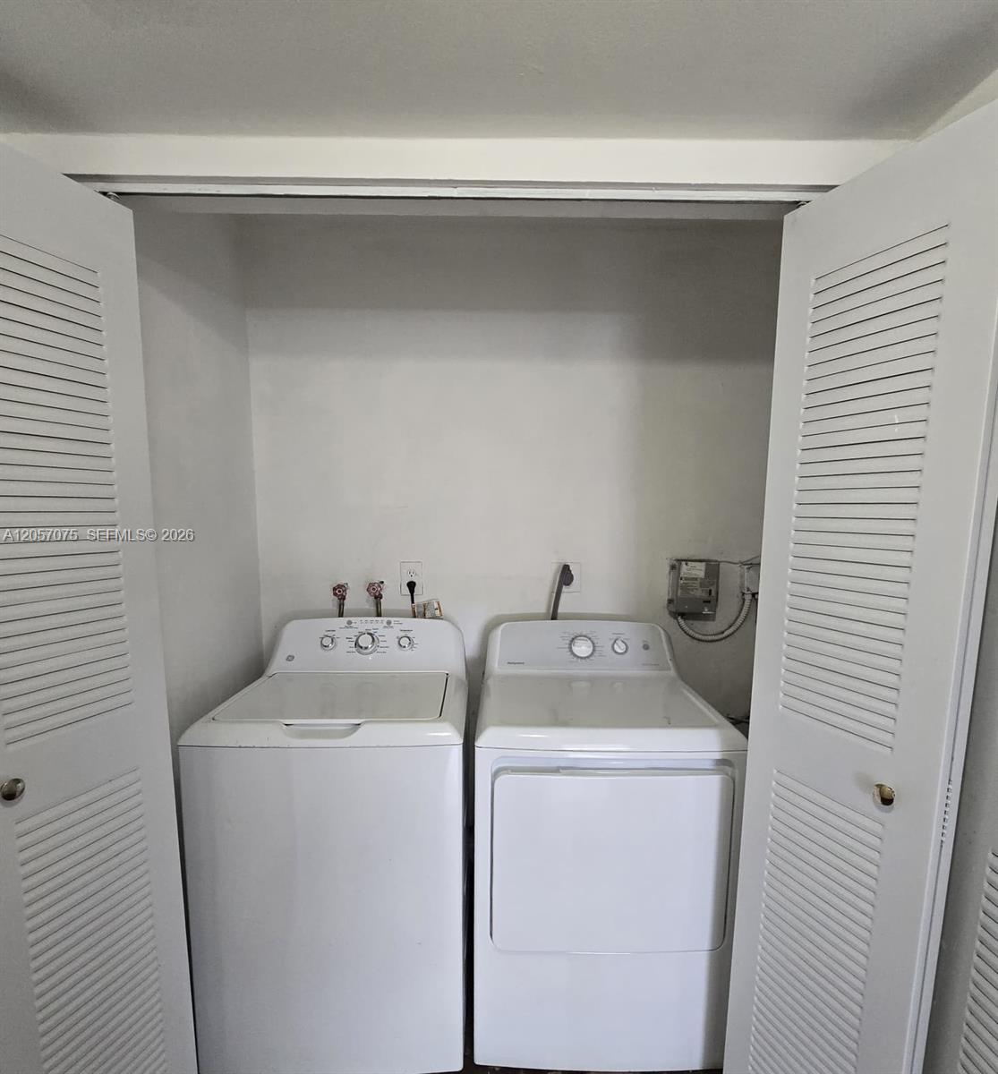 9357 Fontainebleau Boulevard D420 Property Photo 10