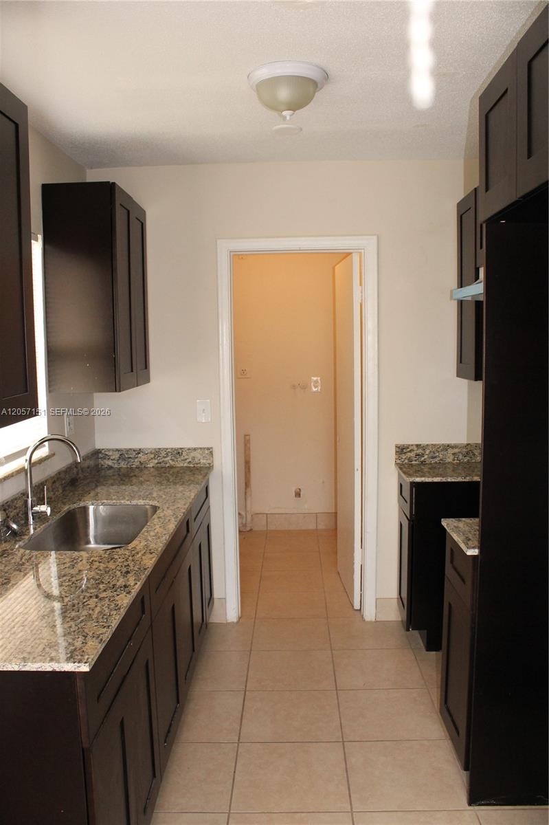 A12057151 Property Photo 5