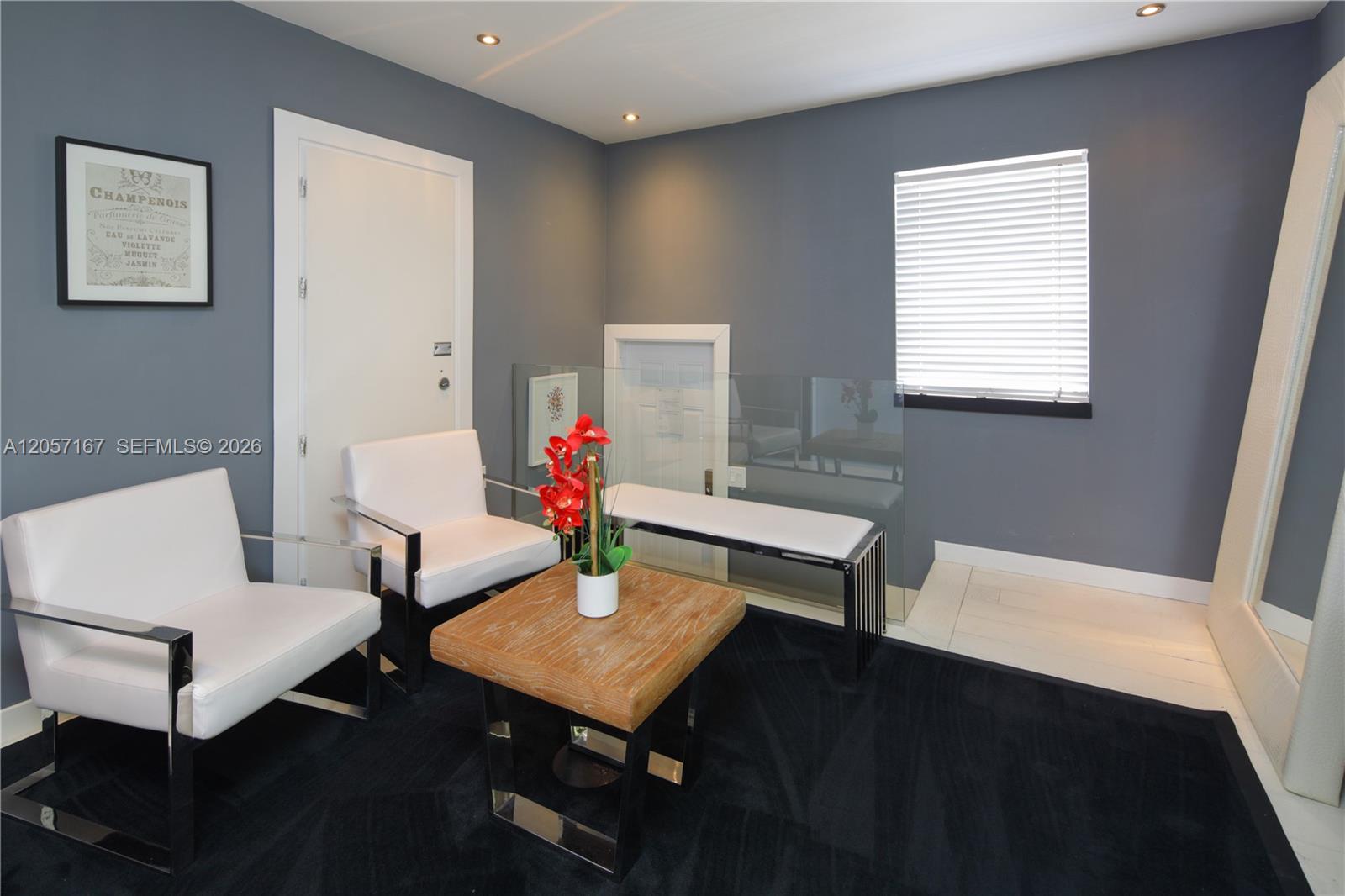 560 Michigan Avenue Property Photo 6