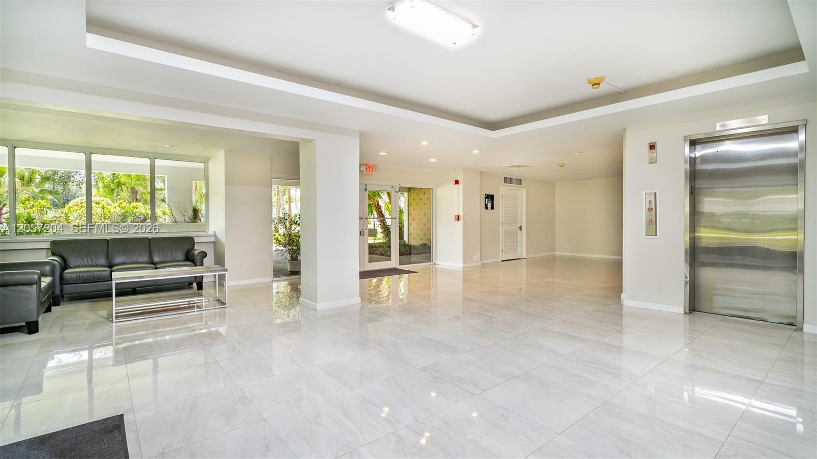 555 Crandon Boulevard 71 Property Photo 11