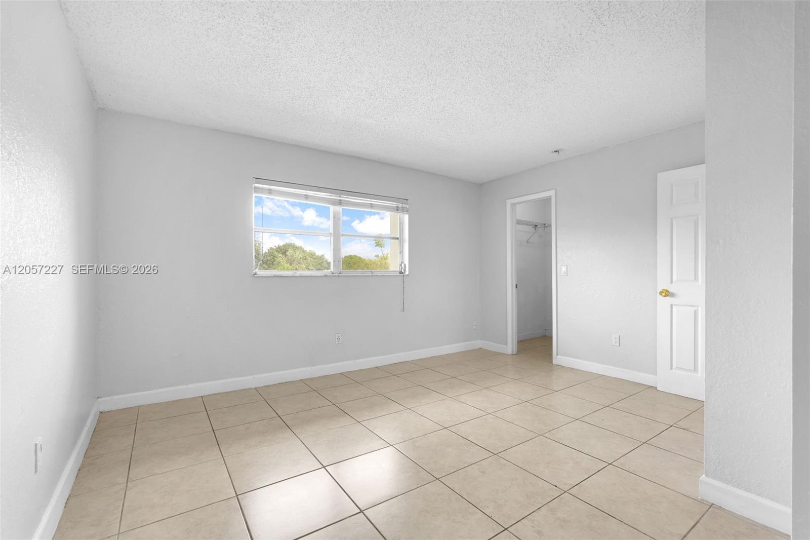 400 Nw 65 Property Photo 10