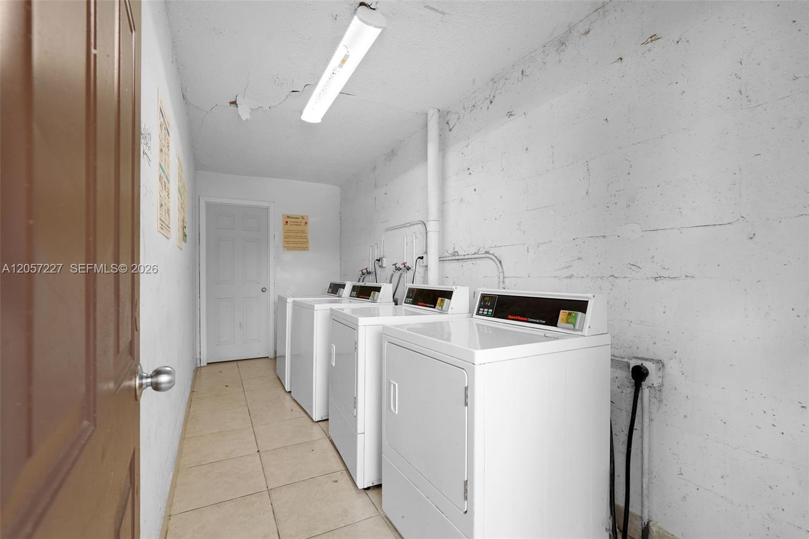 400 Nw 65 Property Photo 16