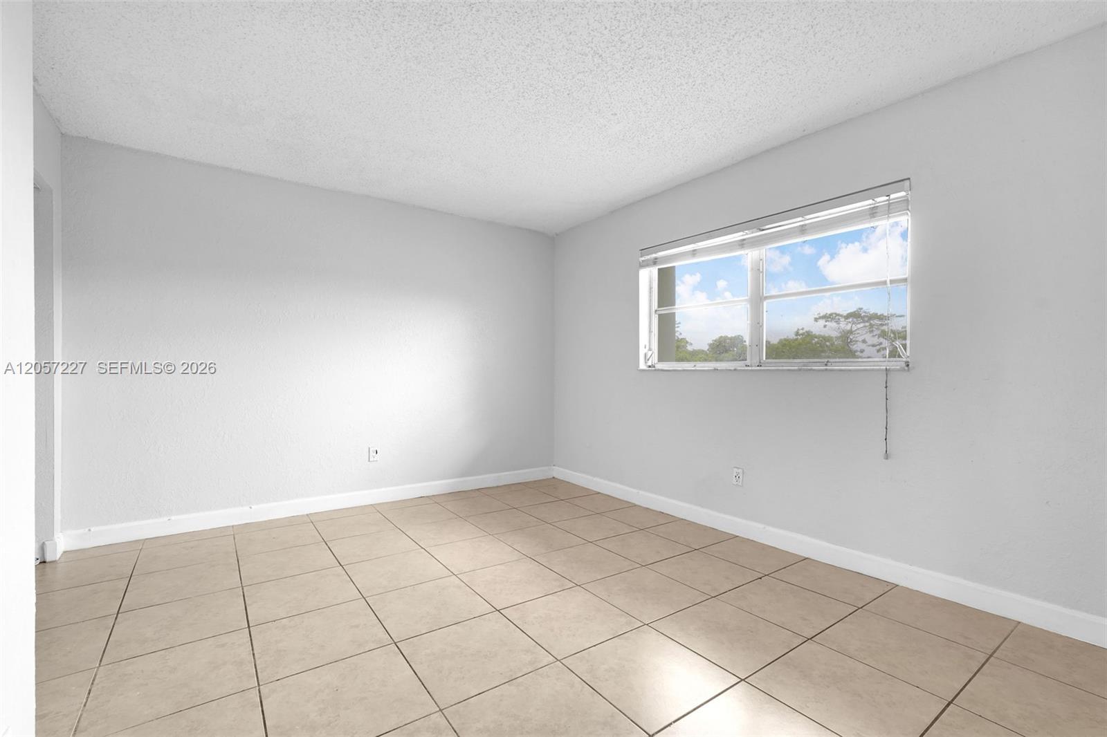 400 Nw 65 Property Photo 18