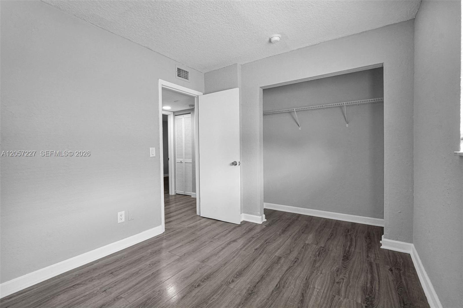 400 Nw 65 Property Photo 33