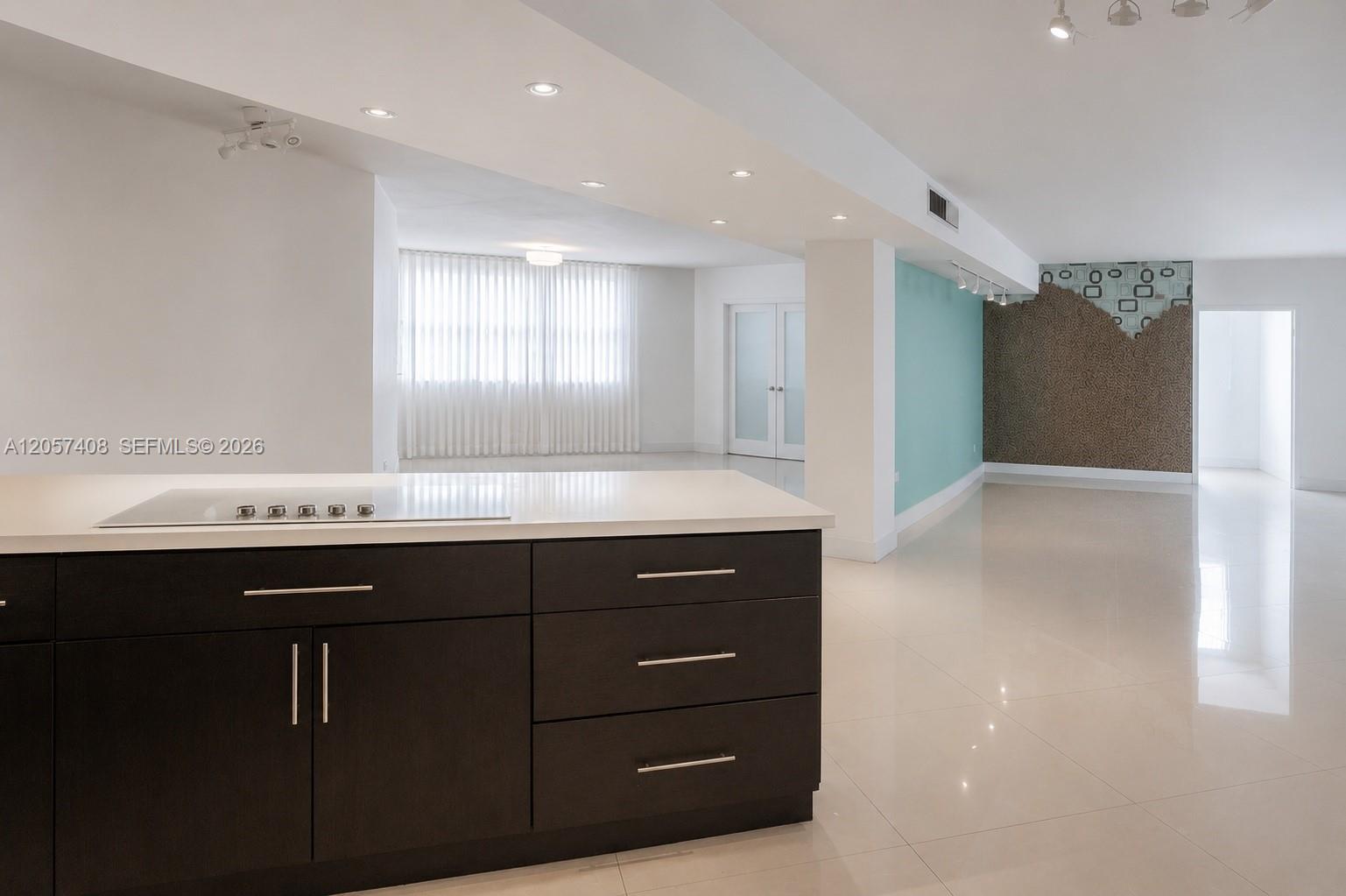 825 Brickell Bay Drive 1151 Property Photo 8