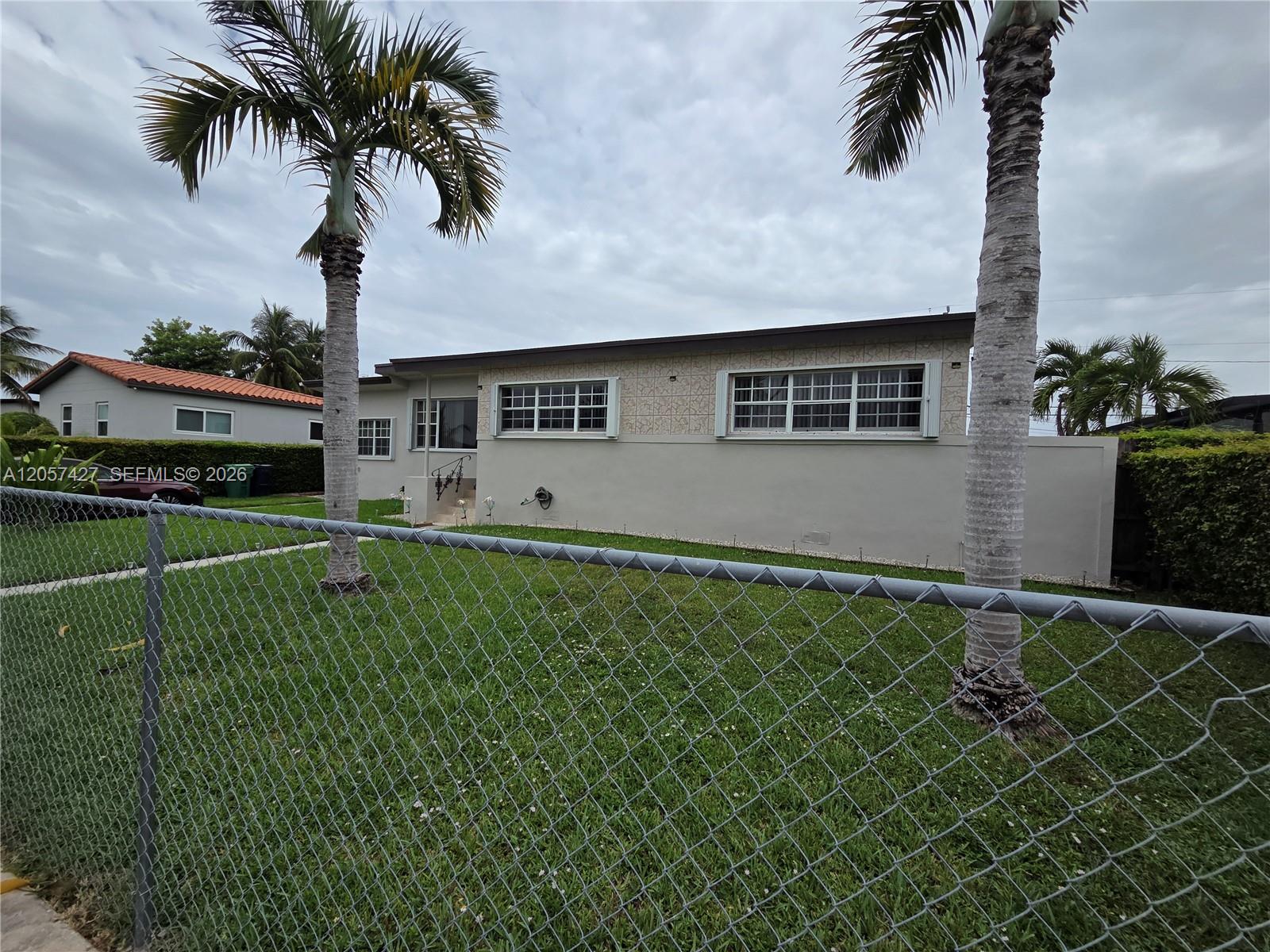 8441 Sw 32nd Terrace Property Photo 1