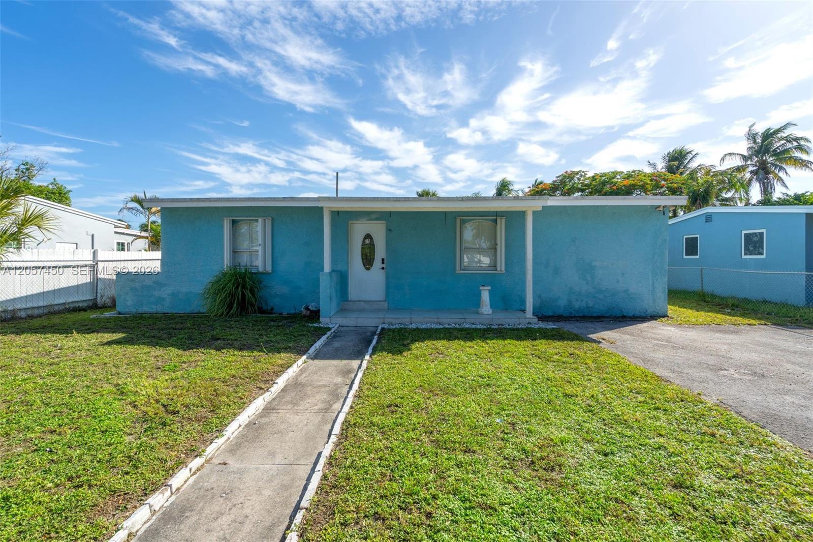 1207 Chateau Park Drive Property Photo 1