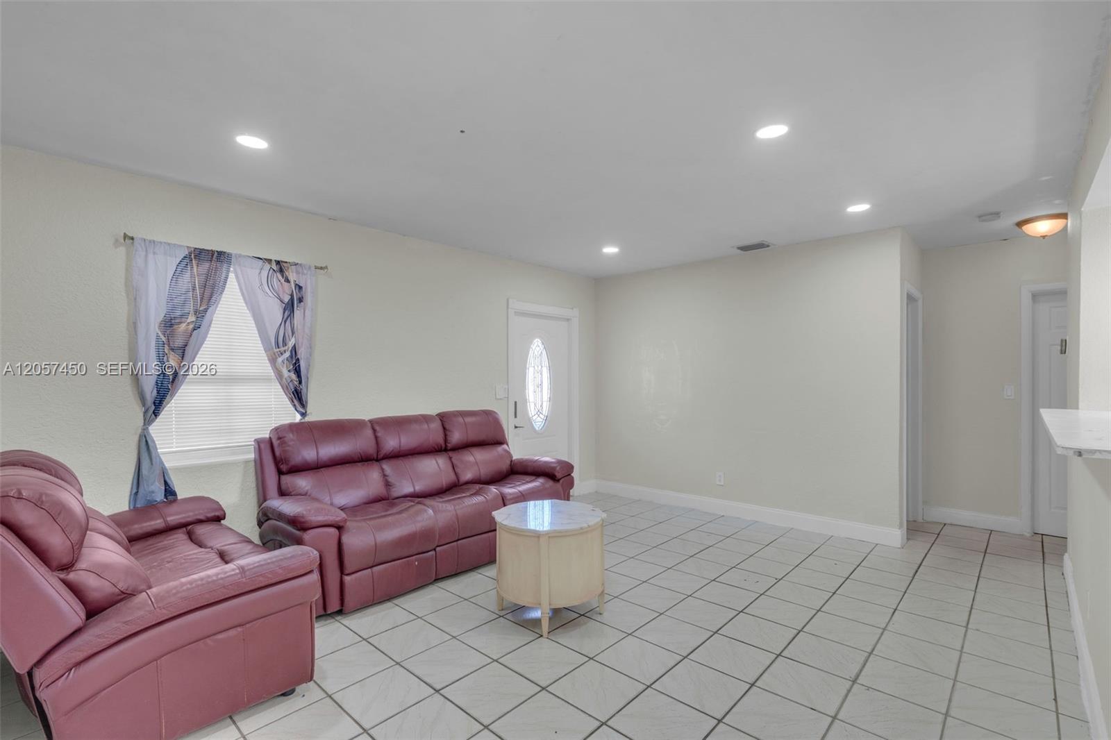 1207 Chateau Park Drive Property Photo 8