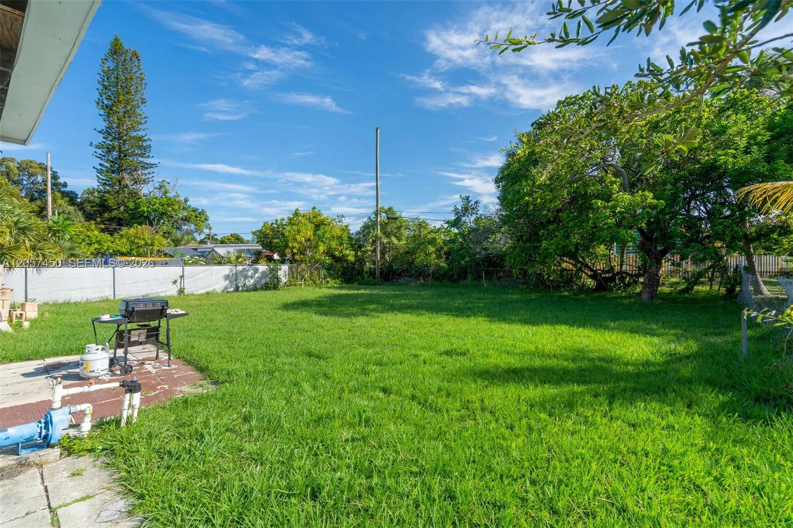 1207 Chateau Park Drive Property Photo 16