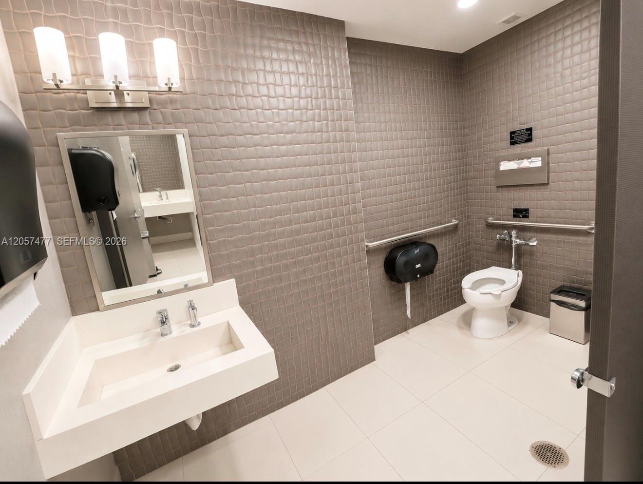 A12057477 Property Photo 9