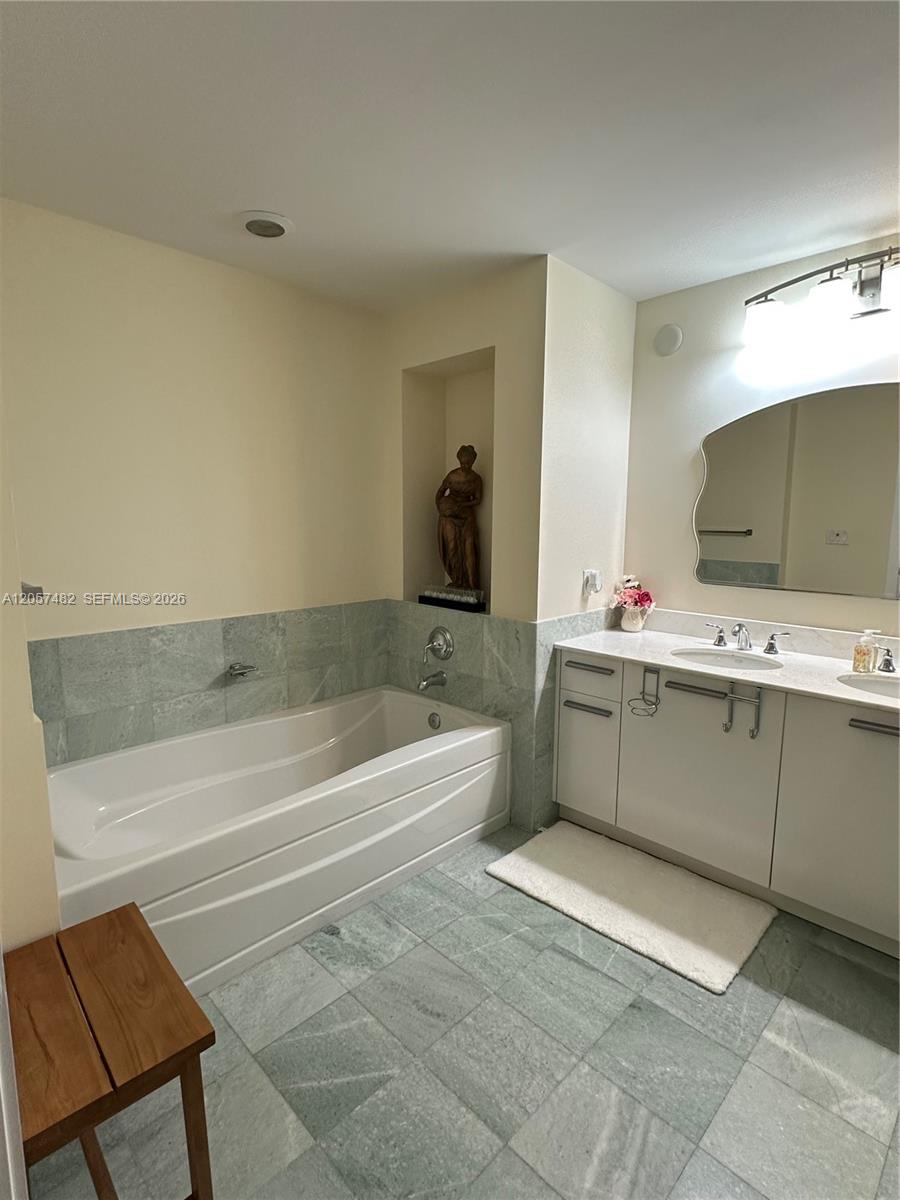 1060 E Brickell Avenue 3001 Property Photo 22