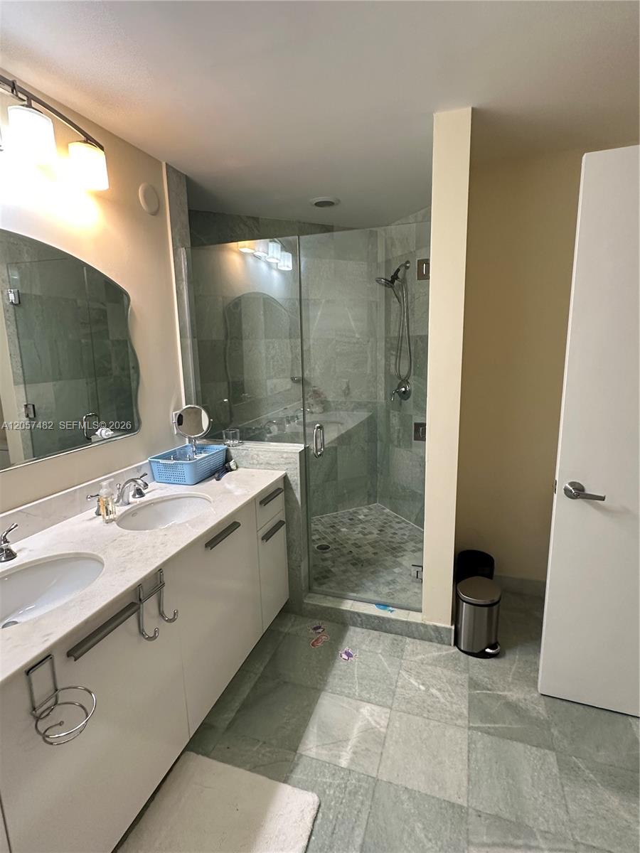 1060 E Brickell Avenue 3001 Property Photo 23