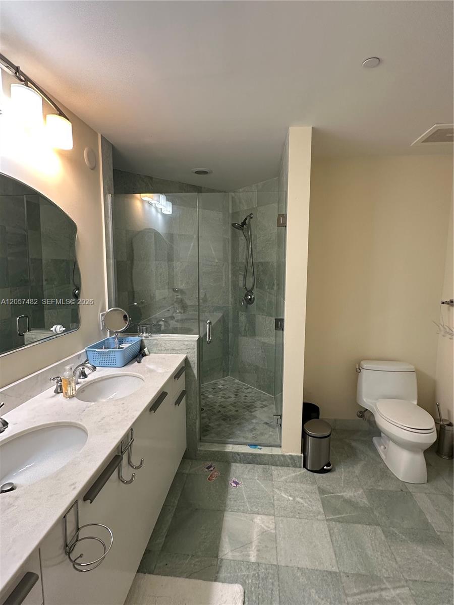 1060 E Brickell Avenue 3001 Property Photo 24