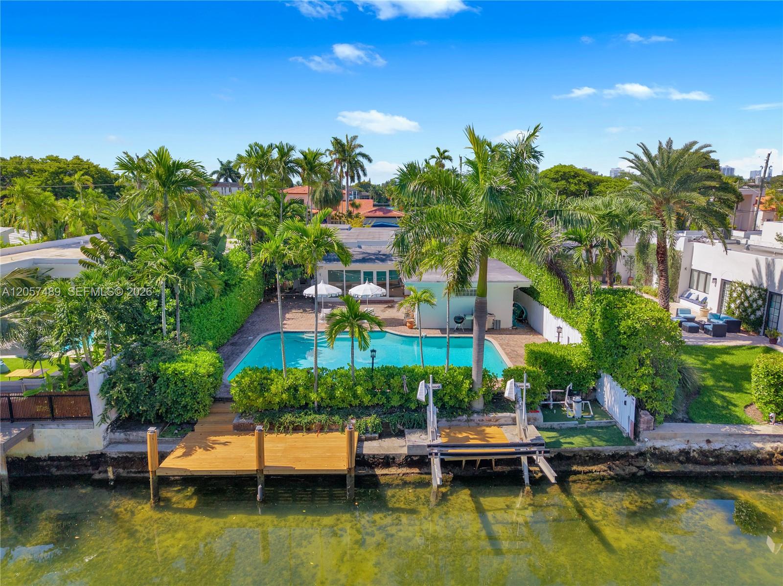 1777 Daytonia Road Property Photo 1