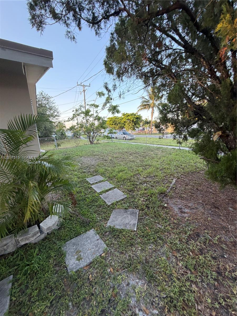 734 Sw 8th Street Property Photo 15